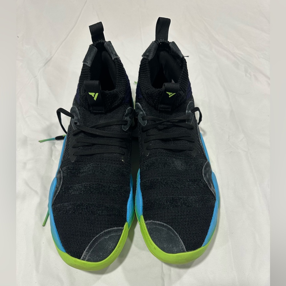 Men's Trae Young 2